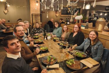 Sortie familiale parents-ados : laser-game et resto